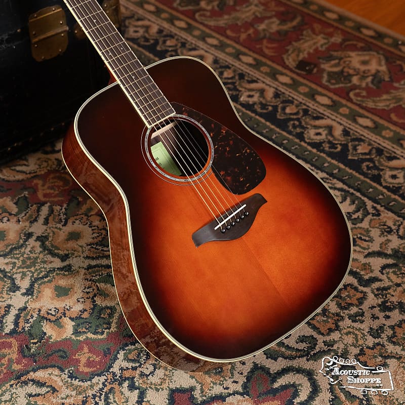 Yamaha FG830 TBS Spruce/Rosewood Tabacco Brown Sunburst