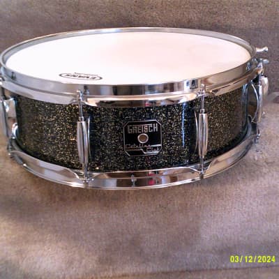 Gretsch Catalina Club 14 X 5 Snare Drum, Black Galaxy Lacquer, Mahogany Shell - Excellent1 image 7