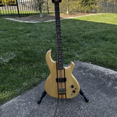 Aria Pro II SB-Black 'n' Gold I 1982 Black Made in Japan | Reverb