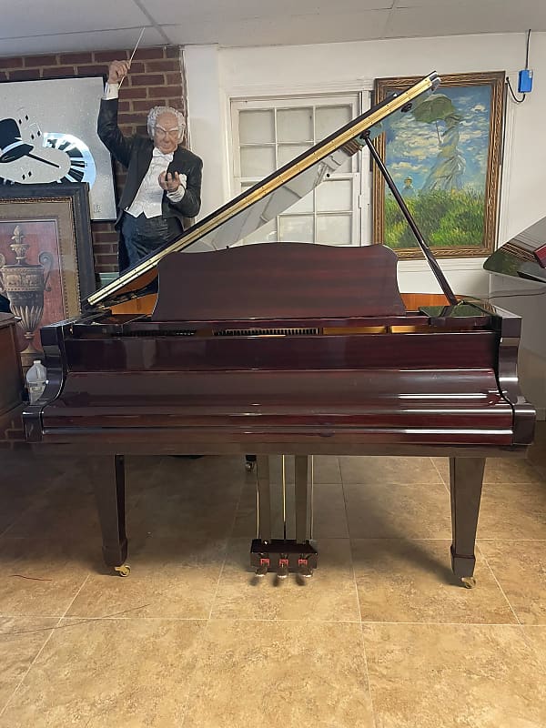 Baby grand piano Berman, model TG -150,  5’ image 1