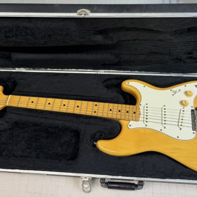1977 Aria Pro II Stagecaster (Matsumoku Stratocaster) with Case