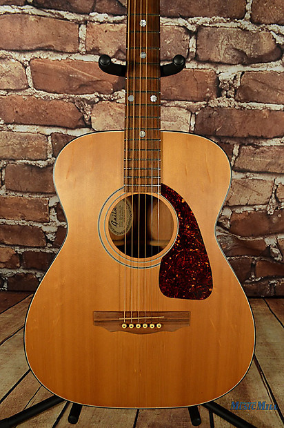 1996 Guild A25 Concert Acoustic Guitar A25-NT-HR image 1