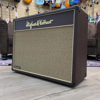 Hughes & Kettner Statesman QUAD EL84 2-Channel 40-Watt 1x12