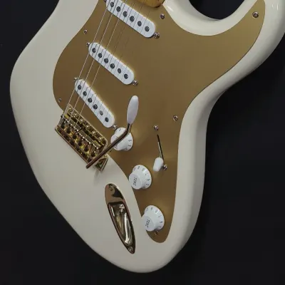 Custom Fender Stratocaster Gilmour Inspired Olympic White "#0001" with Gigbag image 4