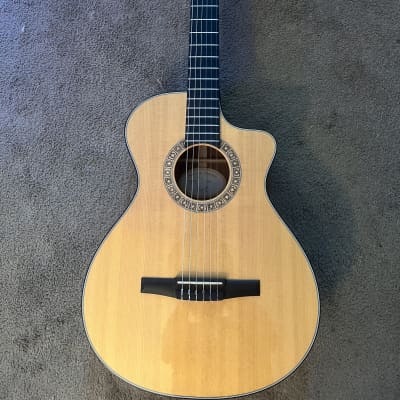 Taylor NS32ce | Reverb