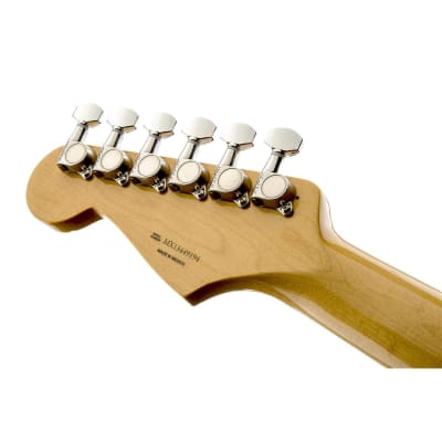 Fender Artist Series Kurt Cobain Jaguar Electric Guitar, Rosewood Fingerboard, 3-Color Sunburst image 15