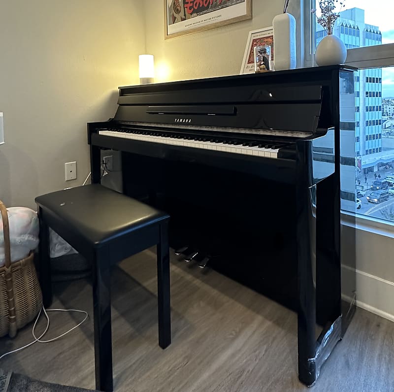 Yamaha NU1X AvantGrand 88-Key Hybrid Digital Piano 2018 - Present - Polished Ebony image 1