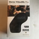 RODE Stereo VideoMic Pro + Dead Kitten 2020 Black