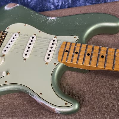 UNPLAYED ! 2024 Fender Custom Shop 1962 Poblano Stratocaster Relic Masterbuilt David Brown - Aged Sage Green Metallic - Authorized Dealer - RARE! Only 7.2 lbs - G02104 - SAVE! image 4