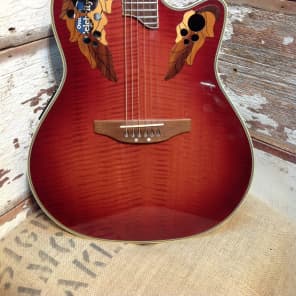 Ovation CC257 Celebrity Deluxe Acoustic-Electric Guitar w/OHSC