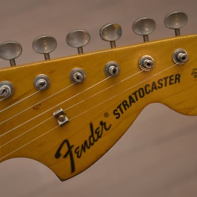 American Fender Stratocaster Relic Green Sparkle HSS image 11