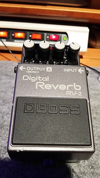 Boss RV-2 Digital Reverb made in Japan MIJ NICE!