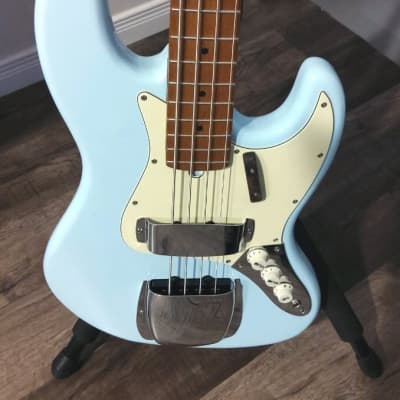 Bacchus BJB-1-RSM/M *Roasted Maple* Sonic Blue Jazz Bass Guitar w