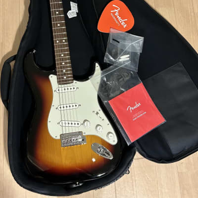 Fender 75th Anniversary Limited Edition2021 Collection Made in Japan Hybrid II Strat Metallic 3-Color Sunburst image 1