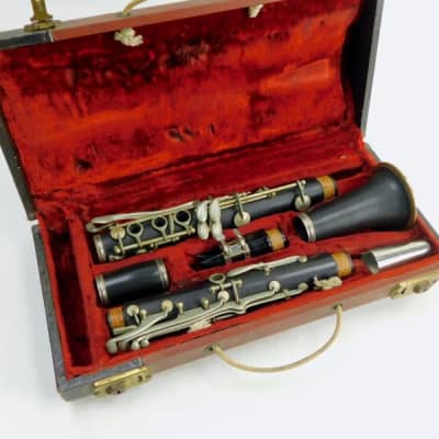 Lyon & Healy Wood Intermediate-level Clarinet, USA, Good vintage condition for sale
