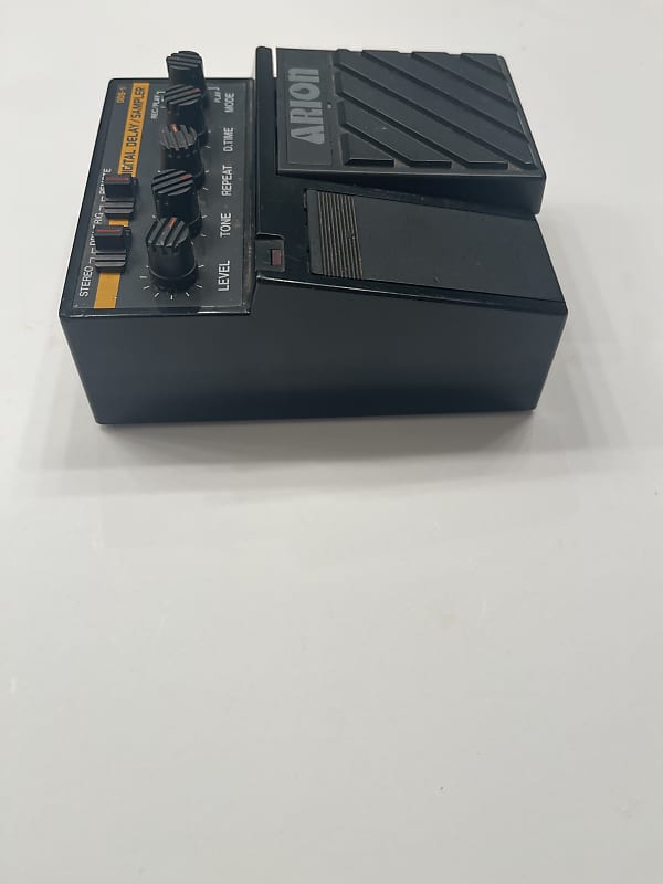 Arion DDS-1 Digital Delay / Sampler Rare Vintage Guitar