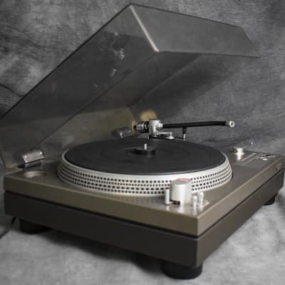 Sony PS-6750 Direct Drive Turntable Record Player in Very Good Condition image 2