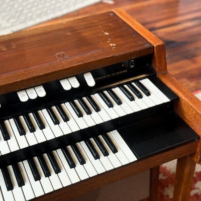 鍵盤楽器 1960 Hammond L-112 Tonewheel Organ USA 1960s Hammond L-112 Tonewheel Organ - Made in USA – Found Sound