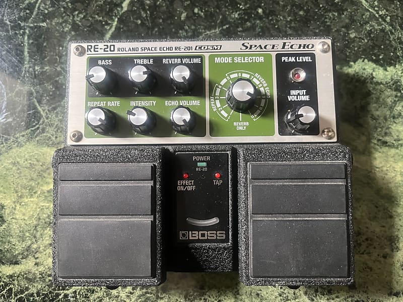 Boss RE-20 Space Echo