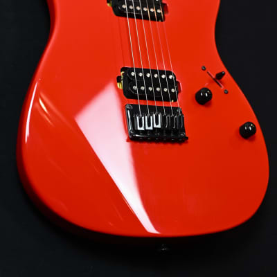 FGN Odyssey NO.1 Custom LTD from 2023 in Red with bag image 4