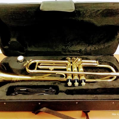Olympian trumpet 1980s or 1990s - lacquered brass image 2
