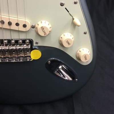 Fender Vintera 60’s Stratocaster - Ice Blue Metallic image 9