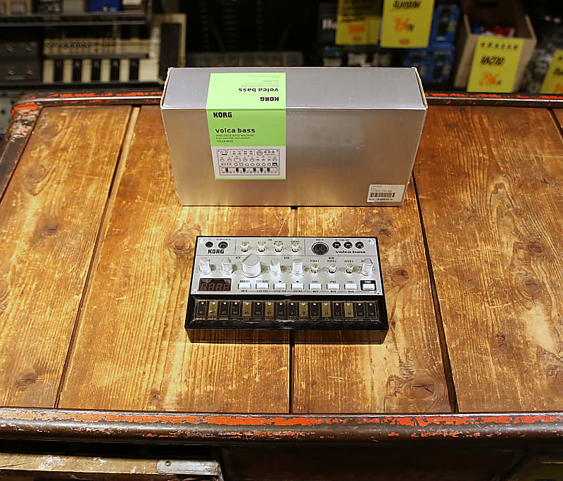 Korg Volca Bass Analog Bass Sequencer/Synthesizer 2013 - Present - Silver/Black image 1