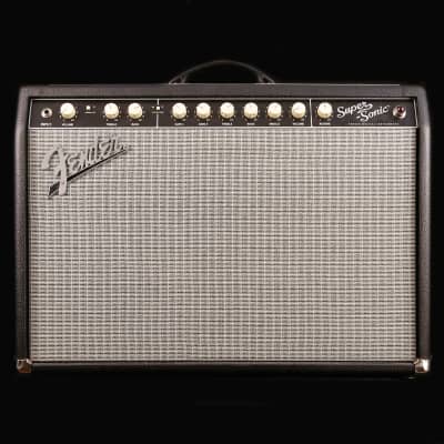 Fender Super-Sonic 22 2-Channel 22-Watt 1x12