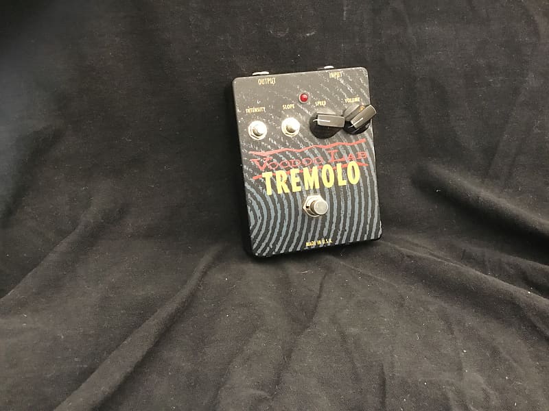 Voodoo Lab Tremolo Pedal | Reverb Canada