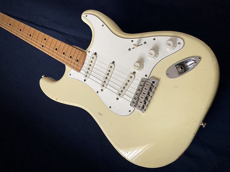 Fender JAPAN ST68-120SPL VWH 1993 