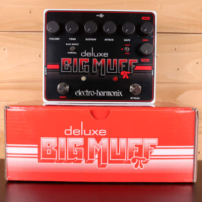 Electro-Harmonix Deluxe Big Muff Pi Distortion / Sustainer