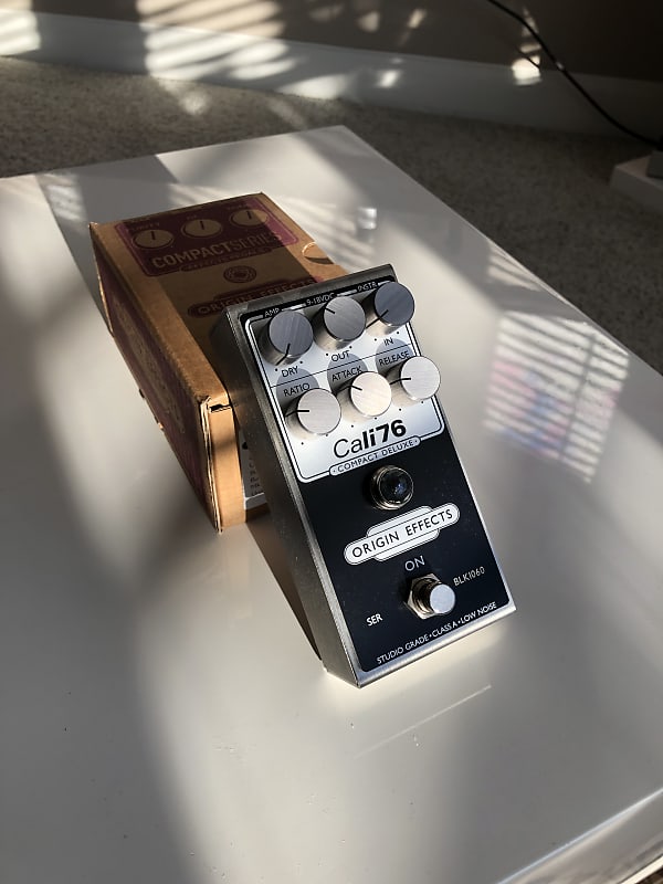 Origin Effects Cali76 Compact Deluxe LTD Inverted Black | Reverb Origin Effects Cali76 Compact Deluxe LTD Inverted Black | Reverb
