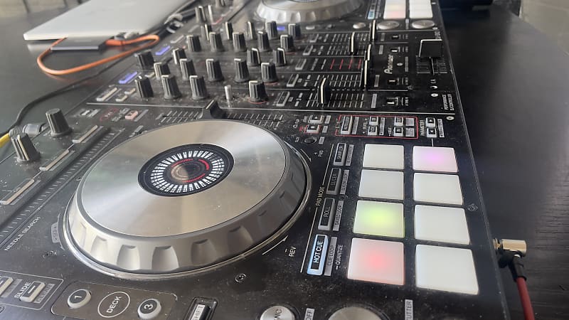 Pioneer DDJ SX2 DJ Controller for Serato