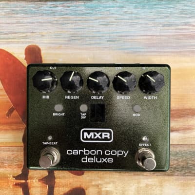 MXR M292 Carbon Copy Deluxe Analog Delay 2017 - Present - Green electric guitar effects, pedal analog delay tap tempo image 1