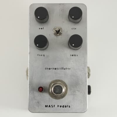 g*c様 MASF thornoscillator ギターエフェクター Amazon | M.A.S.F. マスフ オシレーター Thornoscillator (国内