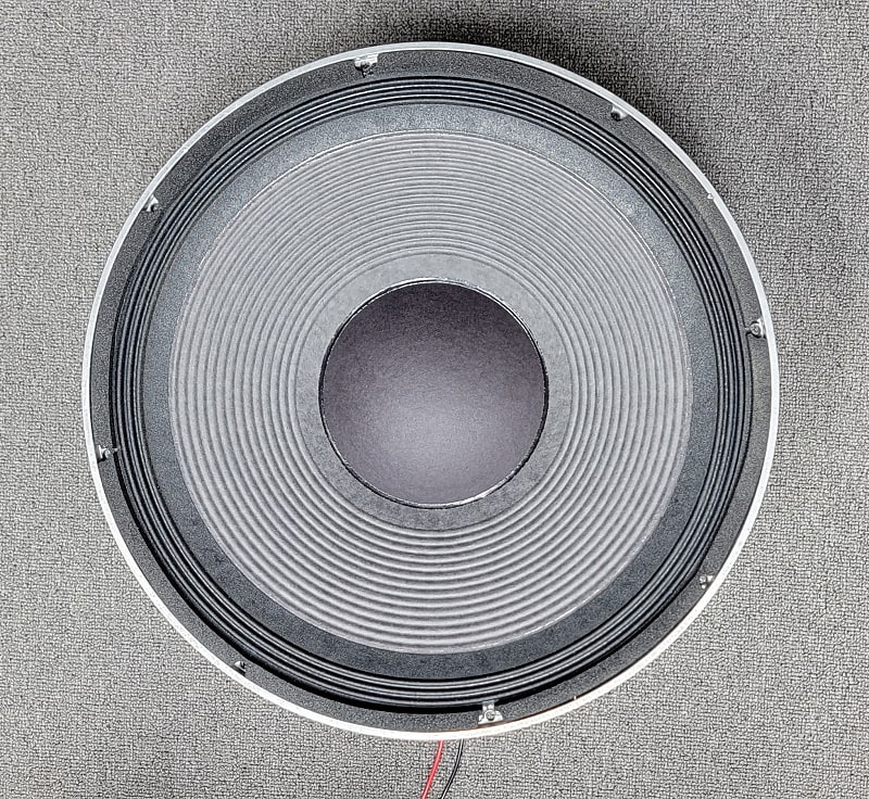 18 In Subwoofer JBL 15
