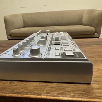Behringer TD-3 Analog Bass Line Synthesizer 2019 - Present - Silver image 3
