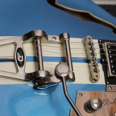 Duesenberg 30th anniversary Mike Campbell Heartbreakers Alliance series Starplayer - Blue image 9