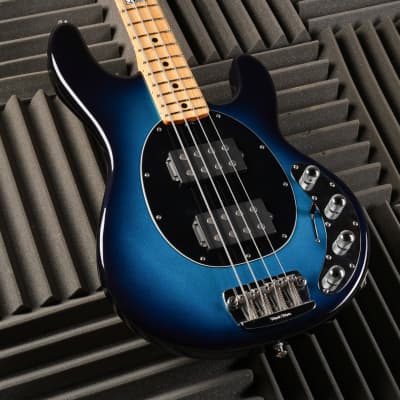 ベース Musicman stingray 4 2007 limited edition Rex and the Bass: 2007 MusicMan Stingray 4H Bass Review