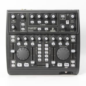 Behringer B-Control DeeJay BCD3000 DJ Mixer and USB Controller