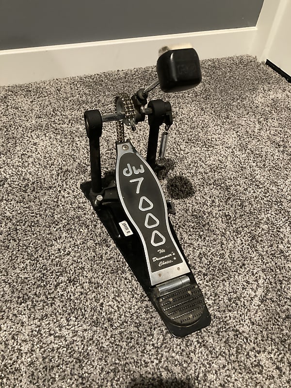 DW 7000 Single Bass Drum Pedal Dual Chain Drive Reverb