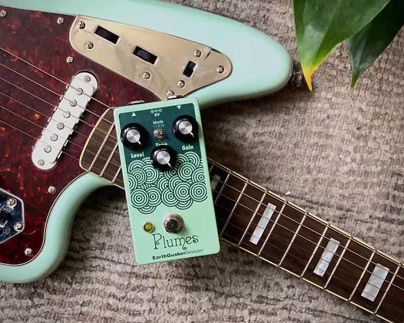 EarthQuaker Devices Plumes Small Signal Shredder - Found Sound Exclusive -  'Green on Green'