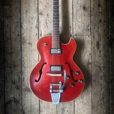 1963 Guild Starfire MkII in Cherry finish with hard shell case image 2
