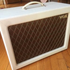 Vox V112TV 1x12 Cabinet w Celestion G12H30