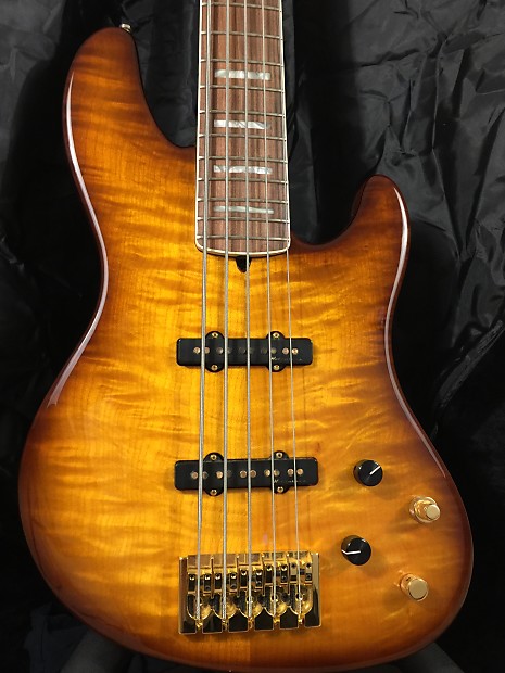 Fender fmt jazz bass hot sale
