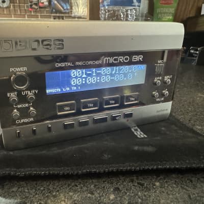 BOSS DIGITAL RECORDER micro BR デジタルレコーダー Amazon.com: Boss Micro BR Digital Multitrack Recorder