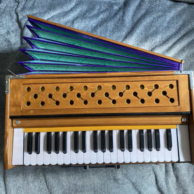 Vintage Sarat Sardar & sons Selecta Calcutta harmonium | Reverb