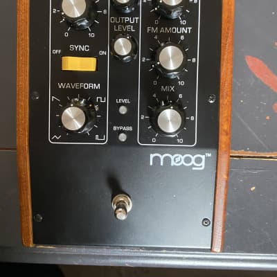 Low Serial # Moog Moogerfooger MF-107 FreqBox image 1