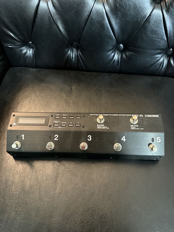 Boss ES-5 Effects Switching System