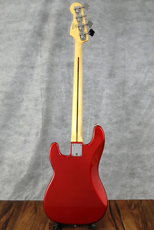 Squier Classic Vibe 60s Precision Bass PJ MOD Candy Apple